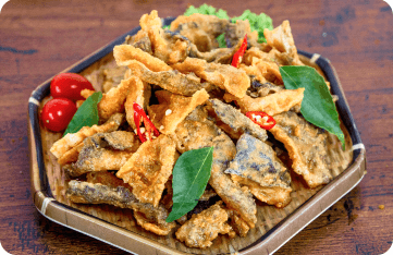 Deep Fried Fish Skin w Salted Egg Yolk